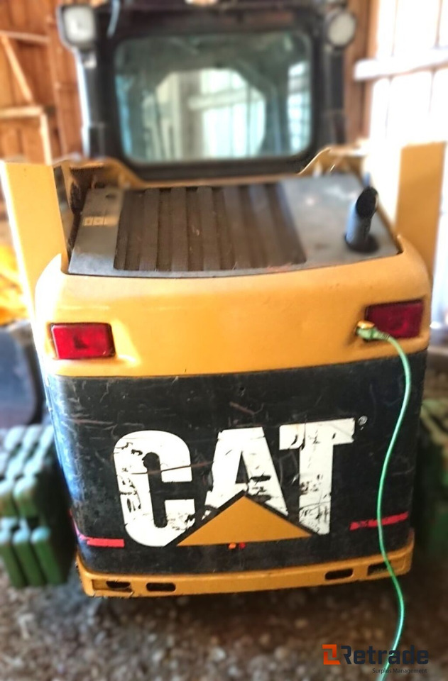 Cat 216 CAT 216 kompaktlaster – kun 2 290 timer - Мини челен товарач: снимка 4 Cat 216 CAT 216 kompaktlaster – kun 2 290 timer - Мини челен товарач: снимка 4