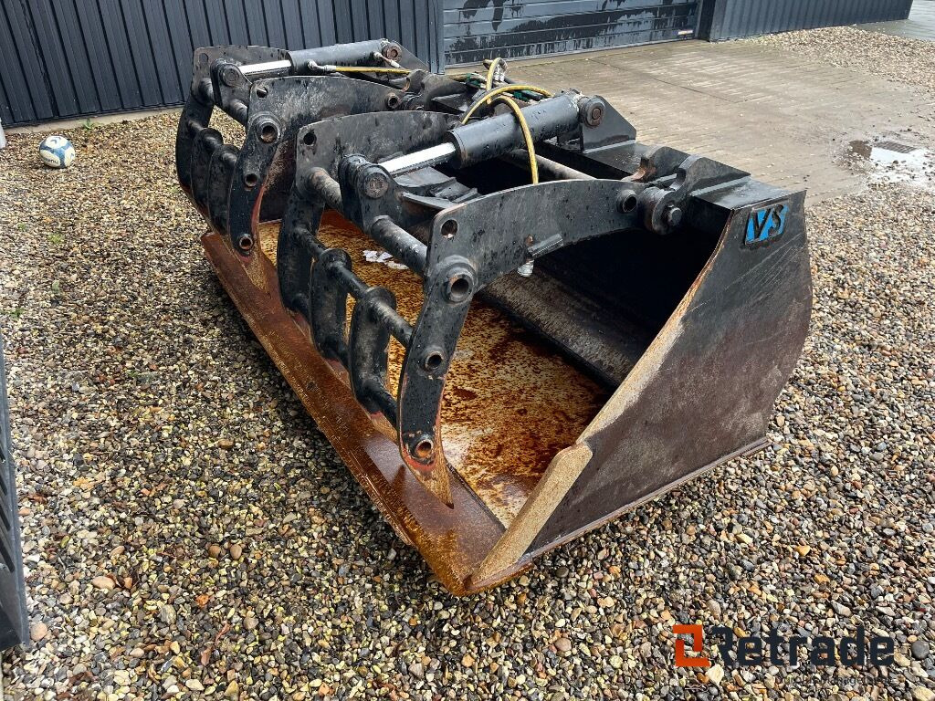 Forskelligt udstyr VS Overfaldsklo - Кофа за товарач: снимка 3 Forskelligt udstyr VS Overfaldsklo - Кофа за товарач: снимка 3