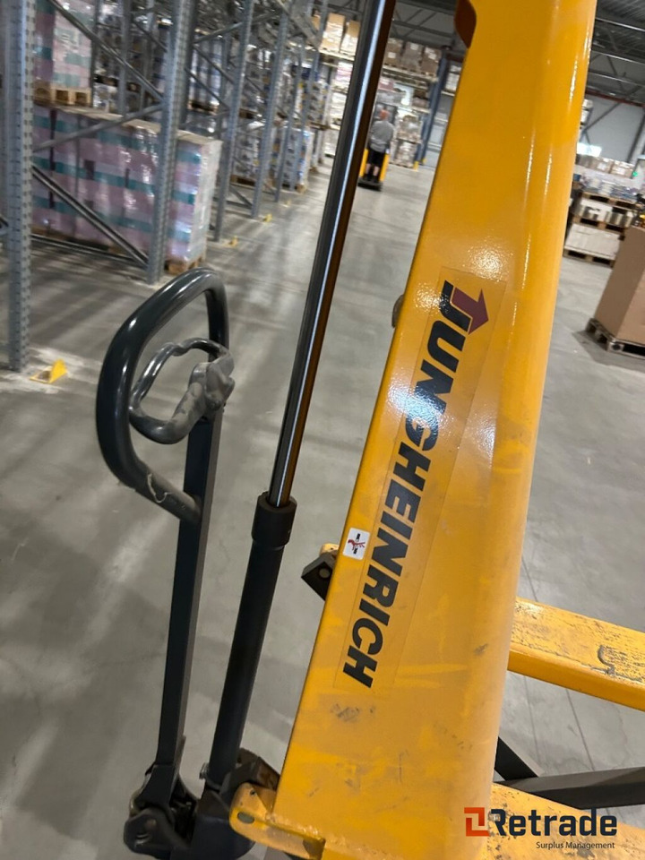 Jekke tralle fra Jungheinrich AX 10 - Складова техника: снимка 3 Jekke tralle fra Jungheinrich AX 10 - Складова техника: снимка 3