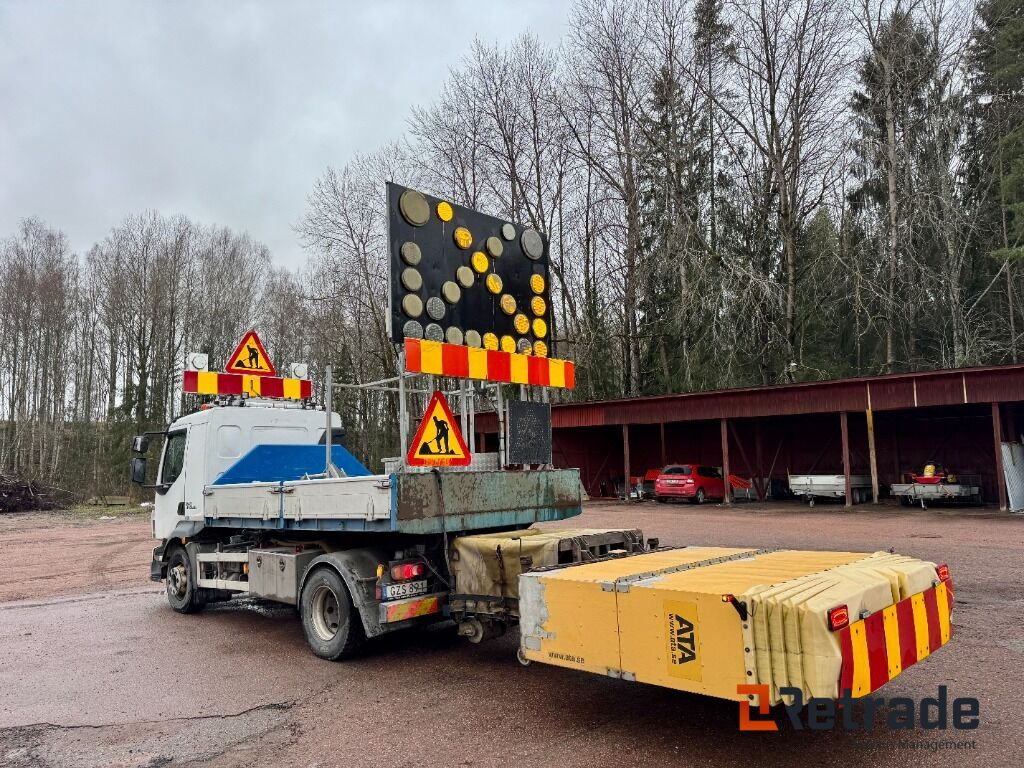 Krokbil Volvo FL 240 TMA utrustad - Бордови камион: снимка 5 Krokbil Volvo FL 240 TMA utrustad - Бордови камион: снимка 5