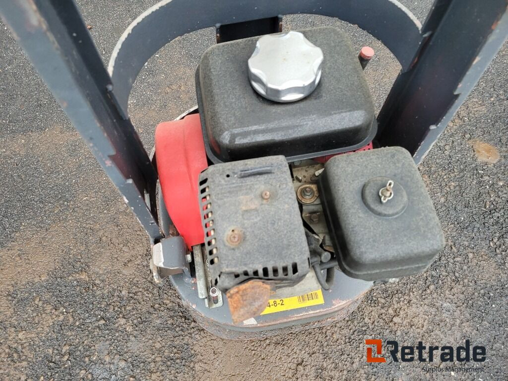 Markvibrator Rundpadda Swepac FR85 - Строително оборудване: снимка 5 Markvibrator Rundpadda Swepac FR85 - Строително оборудване: снимка 5