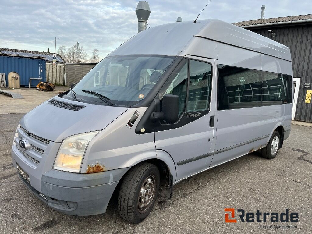 Minibus med lift FORD TRANSIT KOMBI 300L F 2,2 TDCI - Микробус, Пътнически бус: снимка 1 Minibus med lift FORD TRANSIT KOMBI 300L F 2,2 TDCI - Микробус, Пътнически бус: снимка 1