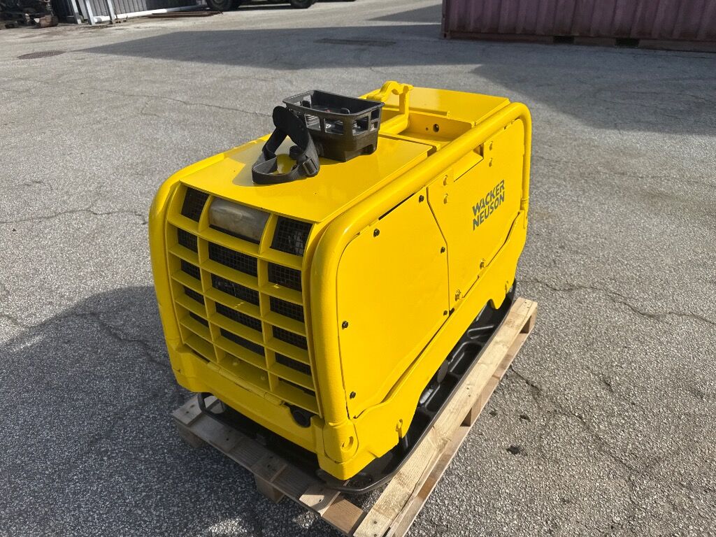 Pladevibrator Wacker Neuson Dpu80 R Remote - Виброплоча: снимка 3 Pladevibrator Wacker Neuson Dpu80 R Remote - Виброплоча: снимка 3