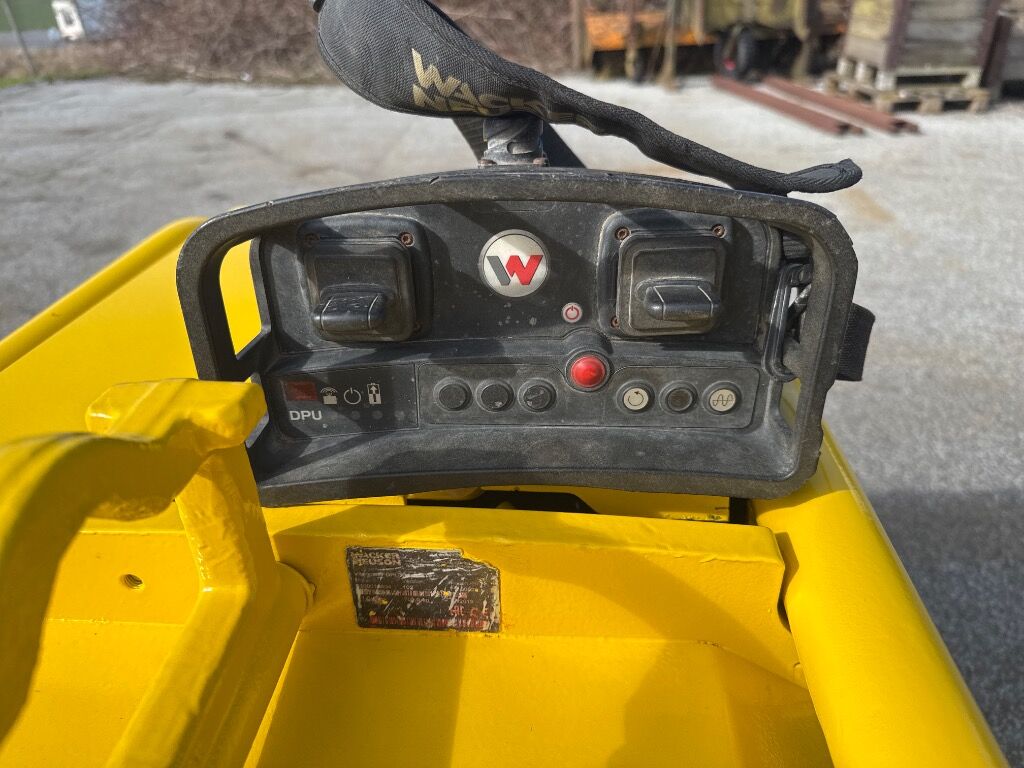 Pladevibrator Wacker Neuson Dpu80 R Remote - Виброплоча: снимка 5 Pladevibrator Wacker Neuson Dpu80 R Remote - Виброплоча: снимка 5