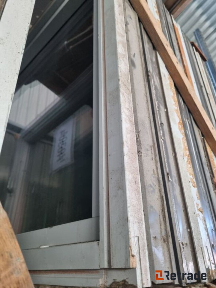 7 stk H.vinduer 135x95cm - Промишлено оборудване: снимка 3 7 stk H.vinduer 135x95cm - Промишлено оборудване: снимка 3