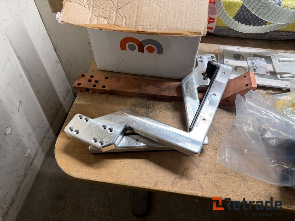 Резервни части за Промишлено оборудване Robotdelar: снимка 27