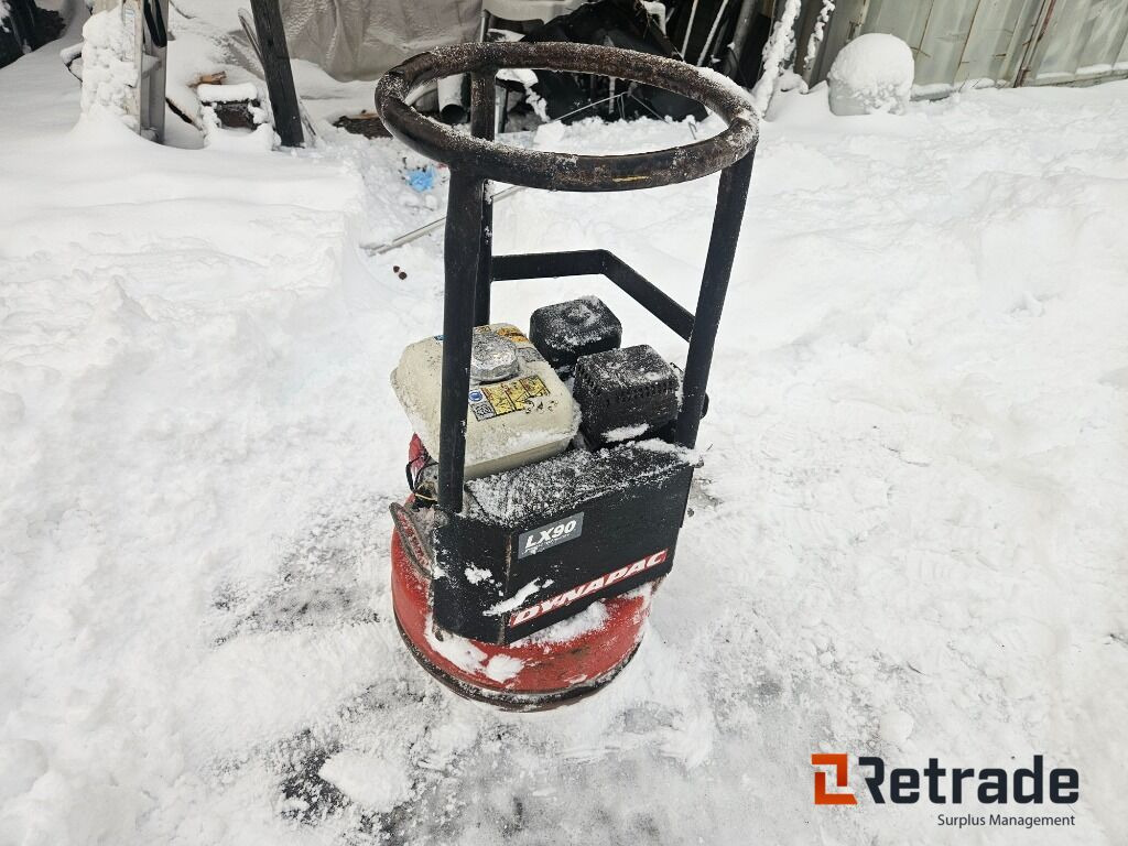 Rundpadda Dynapc LX90 - Строително оборудване: снимка 3 Rundpadda Dynapc LX90 - Строително оборудване: снимка 3