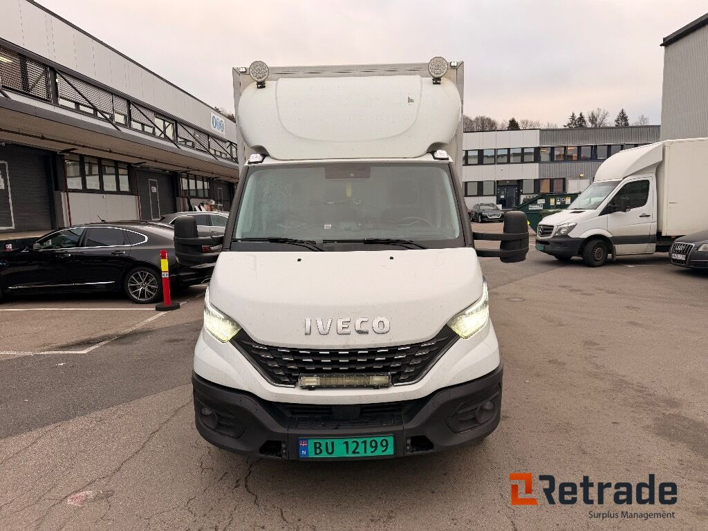 Skapbil IVECO 35S16 (parkert i Oslo) - Лекотоварен автомобил фургон: снимка 2 Skapbil IVECO 35S16 (parkert i Oslo) - Лекотоварен автомобил фургон: снимка 2