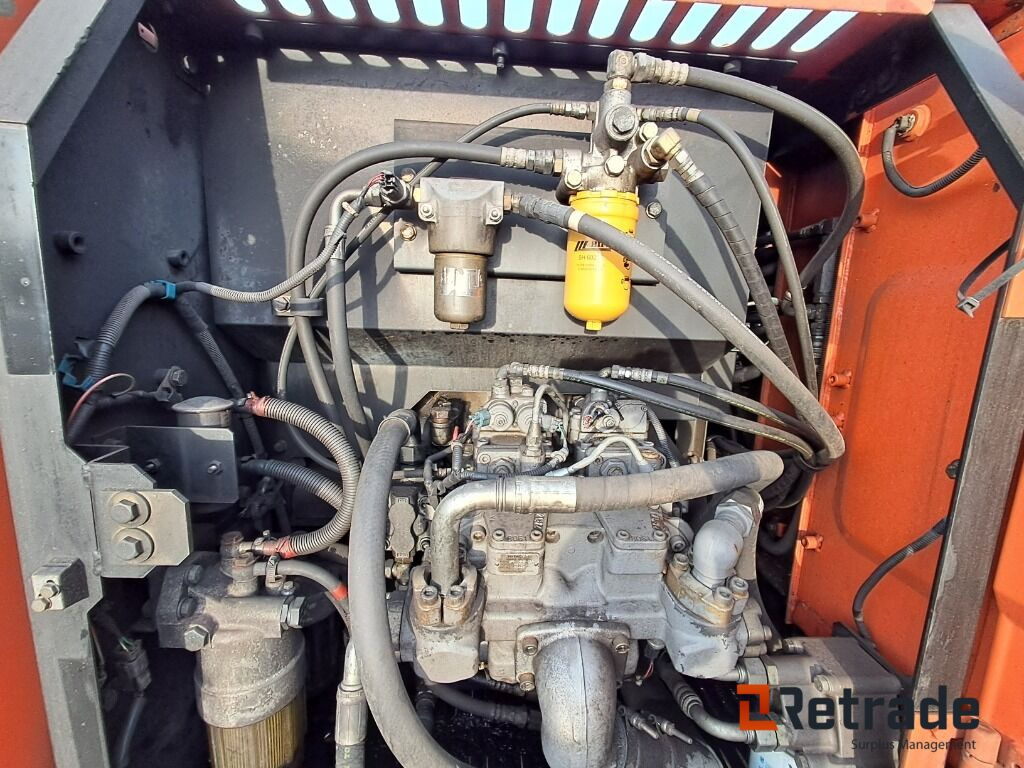 Строителна техника Gravemaskine Hitachi ZX 140W-3: снимка 38