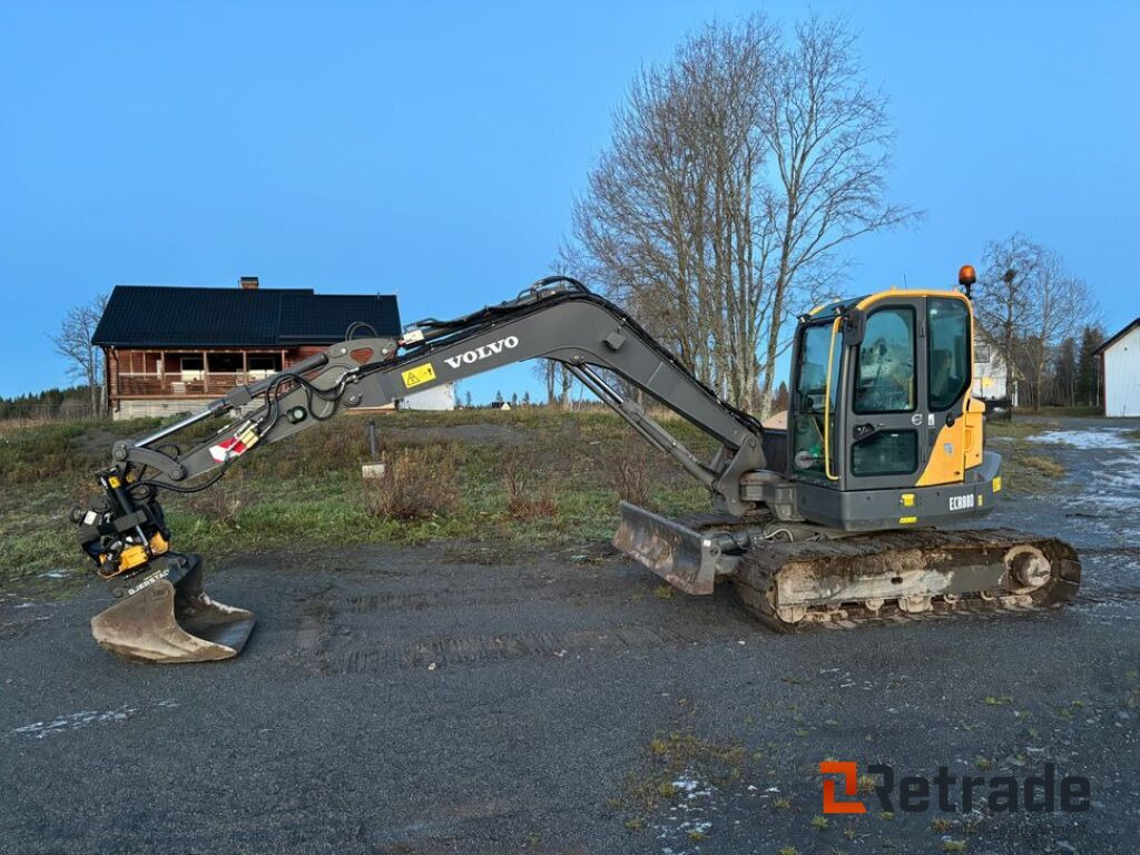 Grävmaskin Volvo ECR88D med redskap - Строителна техника: снимка 1 Grävmaskin Volvo ECR88D med redskap - Строителна техника: снимка 1