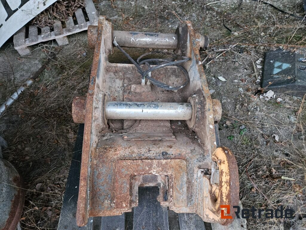 Hydrauliskt redskapsfäste Caterpillar 330 - Строителна техника: снимка 2 Hydrauliskt redskapsfäste Caterpillar 330 - Строителна техника: снимка 2