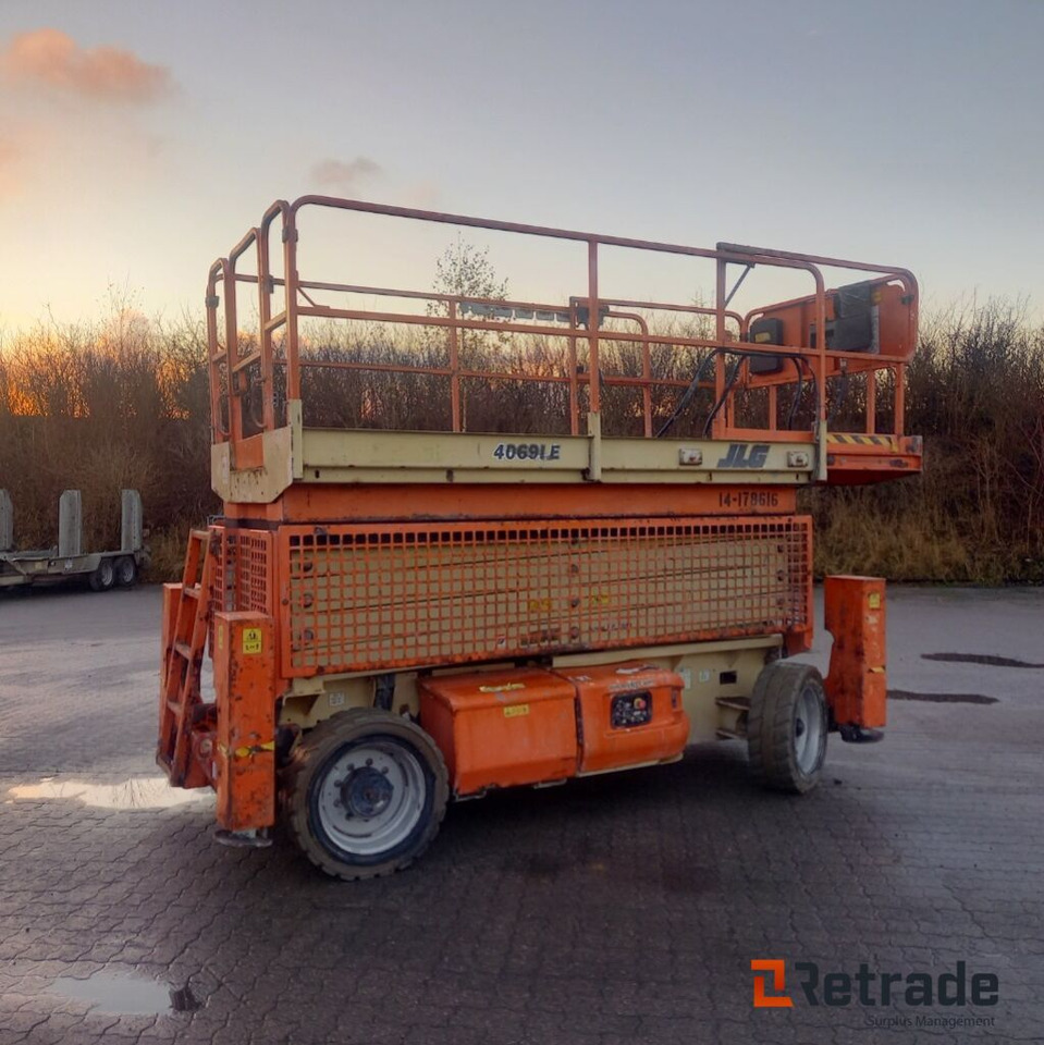 JLG 4069 EL - Ellift. - Строителна техника: снимка 5 JLG 4069 EL - Ellift. - Строителна техника: снимка 5