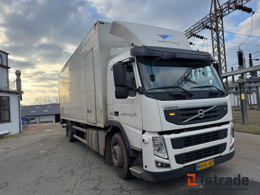 VOLVO FM 330 4X2 - Камион фургон: снимка 2 VOLVO FM 330 4X2 - Камион фургон: снимка 2