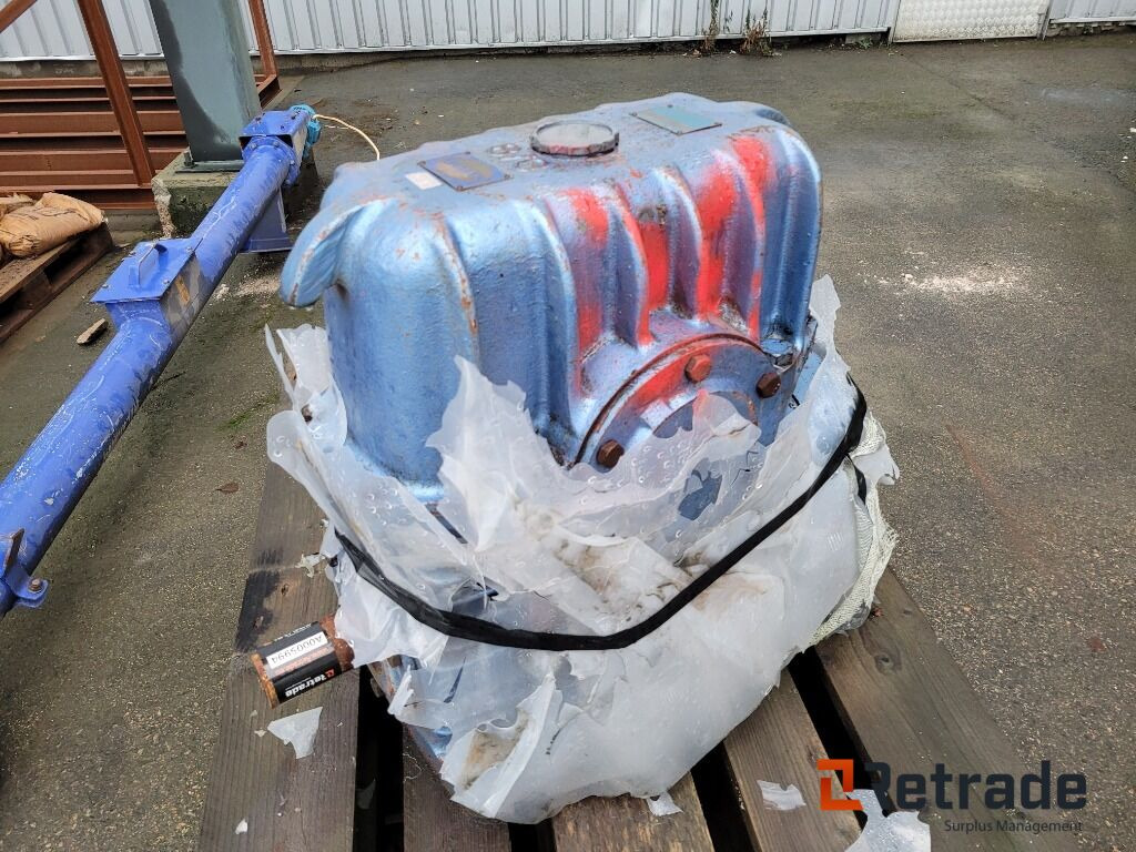 Vinkelväxel Renold Limited - Скоростна кутия за Строителна техника: снимка 2 Vinkelväxel Renold Limited - Скоростна кутия за Строителна техника: снимка 2