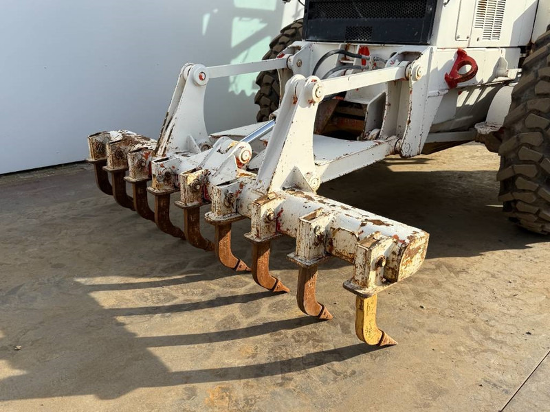 Грейдер Cat 120H - CE Certified / Brand New Tyres!: снимка 17 Грейдер Cat 120H - CE Certified / Brand New Tyres!: снимка 17