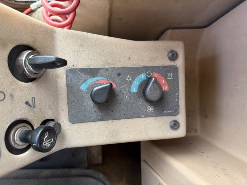 Грейдер Cat 120H - CE Certified / Brand New Tyres!: снимка 13 Грейдер Cat 120H - CE Certified / Brand New Tyres!: снимка 13