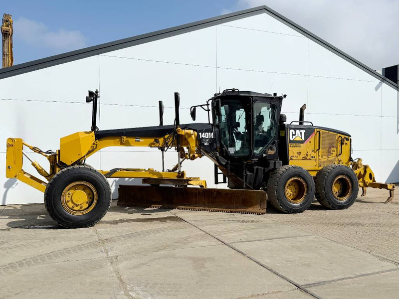 Cat 140M AWD 6x6 VHP Plus - Snowblade/ Ripper - Грейдер: снимка 1 Cat 140M AWD 6x6 VHP Plus - Snowblade/ Ripper - Грейдер: снимка 1
