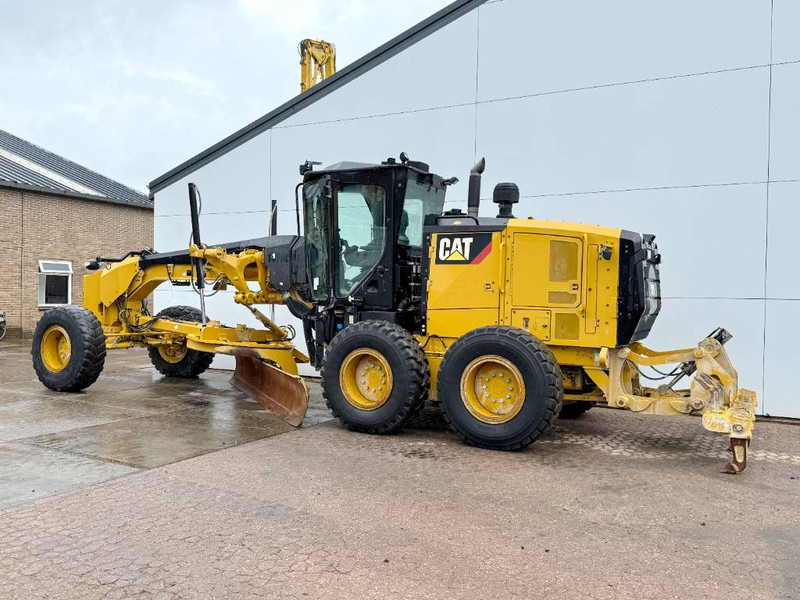 Cat 140M3 - Pushblock / Ripper / Joystick Controls - Грейдер: снимка 2 Cat 140M3 - Pushblock / Ripper / Joystick Controls - Грейдер: снимка 2