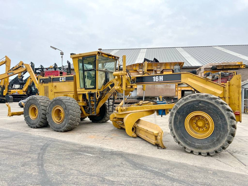 Cat 16H + RIPPER - Грейдер: снимка 5 Cat 16H + RIPPER - Грейдер: снимка 5