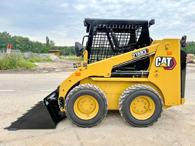 Cat 216B3 - New / Unused / Extra Hydraulic - Мини челен товарач: снимка 2 Cat 216B3 - New / Unused / Extra Hydraulic - Мини челен товарач: снимка 2