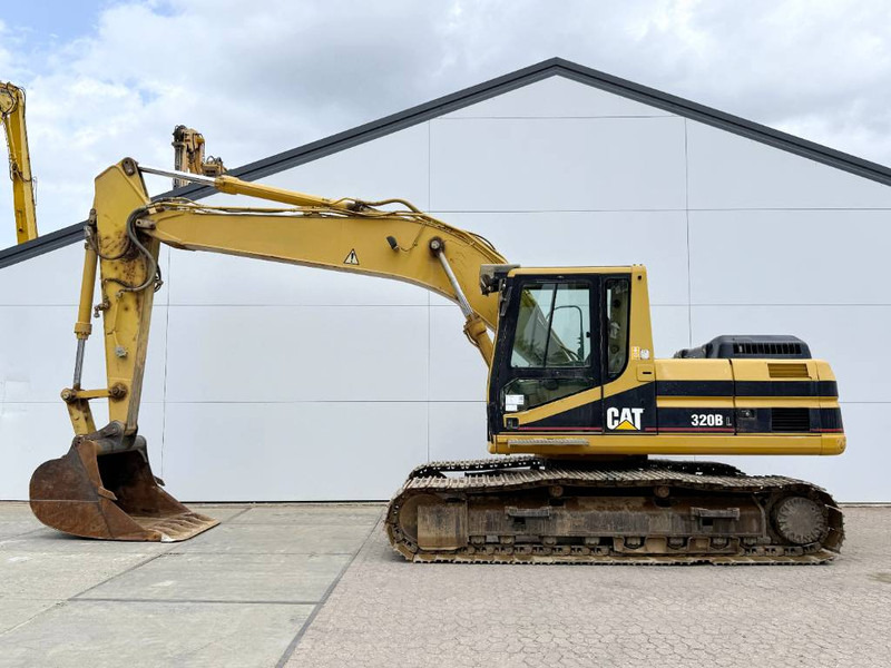 Cat 320BL - German Machine / Hammer Lines - Верижен багер: снимка 1 Cat 320BL - German Machine / Hammer Lines - Верижен багер: снимка 1