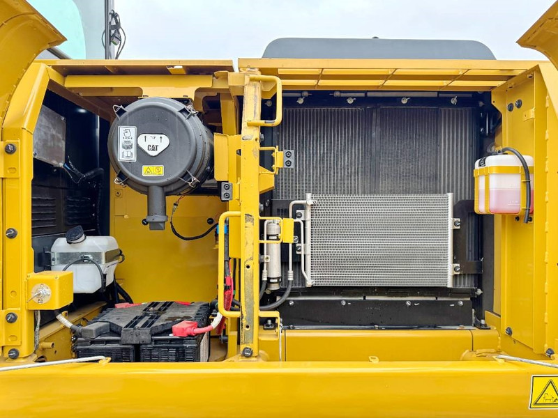 Багер Cat 320D3 GC - 16 Meter Long Reach / New / Unused: снимка 14