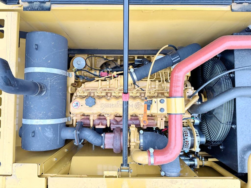 Багер Cat 320D3 GC - 16 Meter Long Reach / New / Unused: снимка 17