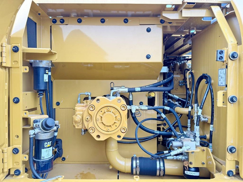 Багер Cat 320D3 GC - 16 Meter Long Reach / New / Unused: снимка 15