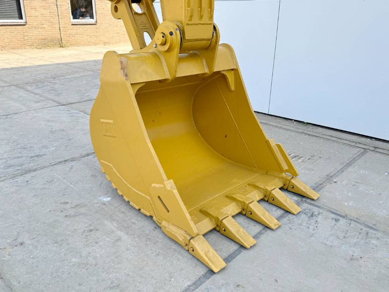 Нови Верижен багер Cat 320D3 GC - New / Unused / *2025 Model*: снимка 16