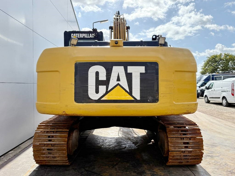 Cat 320DL - Hammer Lines / Quick Coupler - Верижен багер: снимка 4 Cat 320DL - Hammer Lines / Quick Coupler - Верижен багер: снимка 4