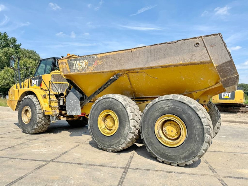Cat 745C - Automatic Greasing / CE Certified - Съчленен самосвал: снимка 2 Cat 745C - Automatic Greasing / CE Certified - Съчленен самосвал: снимка 2