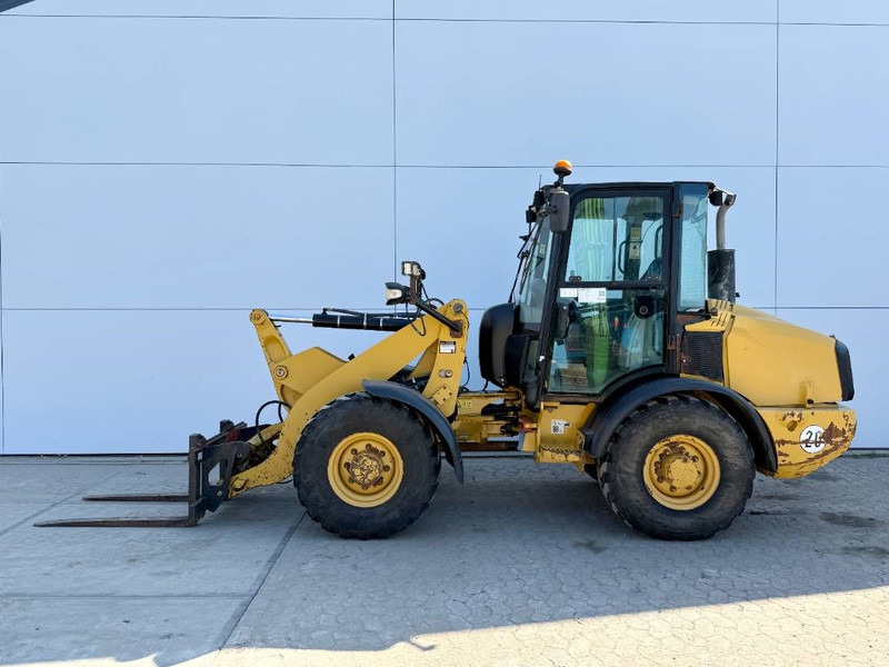Cat 906H - Auto Greasing / Quick Coupler - Колесен товарач: снимка 1 Cat 906H - Auto Greasing / Quick Coupler - Колесен товарач: снимка 1
