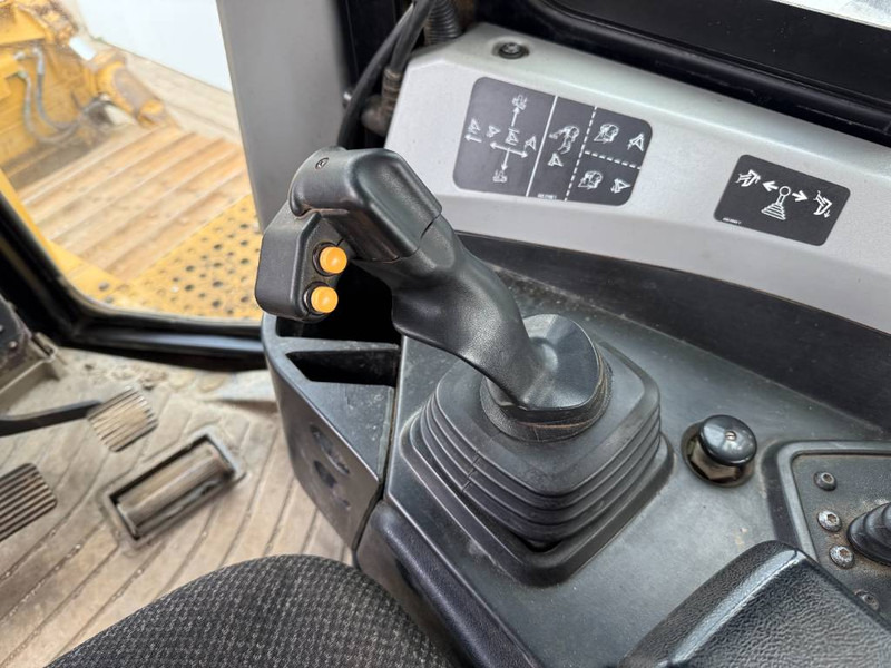 Булдозер Cat D6T LGP - 360° Camera / Ripper Valve / Airco: снимка 10