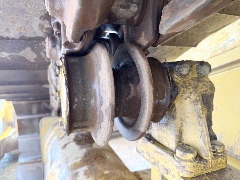 Булдозер Cat D6T LGP - Dutch Machine / Camerea / CE + EPA / AC: снимка 17 Булдозер Cat D6T LGP - Dutch Machine / Camerea / CE + EPA / AC: снимка 17