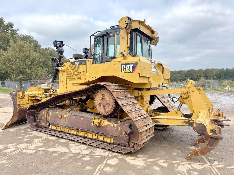 Cat D6T - Ripper / 6-way blade - Булдозер: снимка 2 Cat D6T - Ripper / 6-way blade - Булдозер: снимка 2