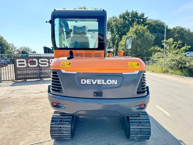 Doosan DX60E-10N NEW! - Мини багер: снимка 4 Doosan DX60E-10N NEW! - Мини багер: снимка 4