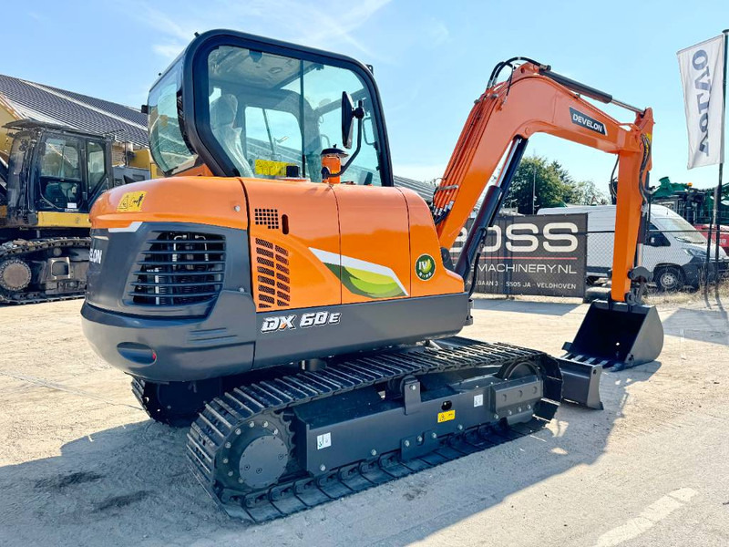 Doosan DX60E-10N - New / Unused / 2024 Model - Мини багер: снимка 5 Doosan DX60E-10N - New / Unused / 2024 Model - Мини багер: снимка 5