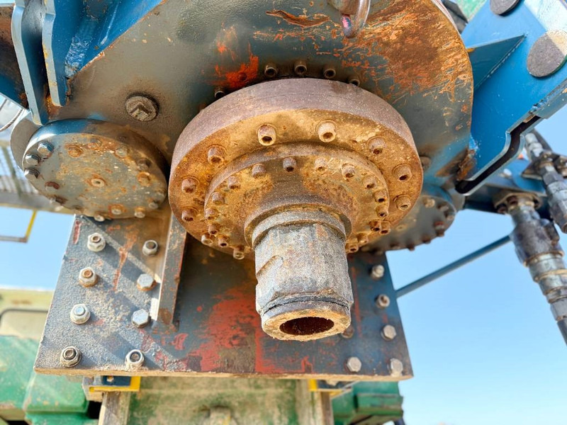 Пробивна машина Hitachi KH150GLS-2 - 30.3m Drill / Powerpack / Hydr Tracks: снимка 14 Пробивна машина Hitachi KH150GLS-2 - 30.3m Drill / Powerpack / Hydr Tracks: снимка 14