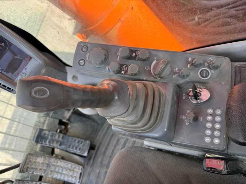 Верижен багер Hitachi ZX490LCH-6 - Top Condition / Hammer Lines: снимка 12
