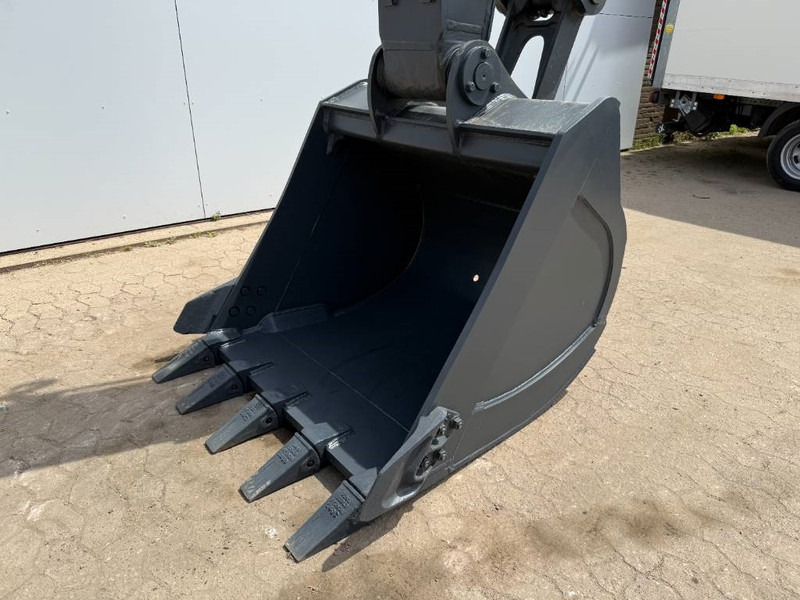 Нови Верижен багер Hyundai R215L Smart Plus *2025 Model* - New / Unused: снимка 13