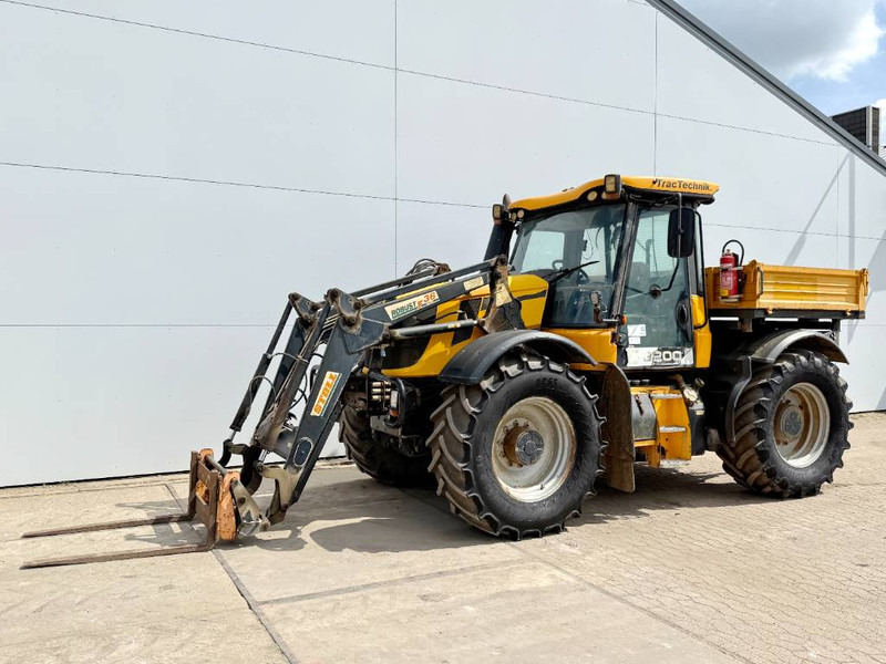Трактор JCB Fastrac 3200 - Hydr arm / Forks / Open Cargo Bed: снимка 1