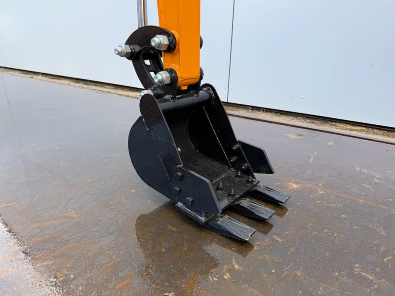 Мини багер JPC HT12 - New / Unused / 2025 Model: снимка 15 Мини багер JPC HT12 - New / Unused / 2025 Model: снимка 15