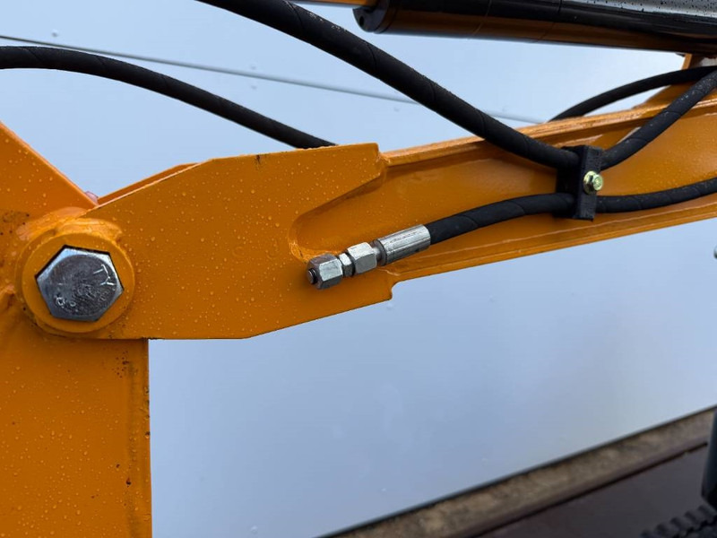 Мини багер JPC HT12 - New / Unused / 2025 Model: снимка 13 Мини багер JPC HT12 - New / Unused / 2025 Model: снимка 13