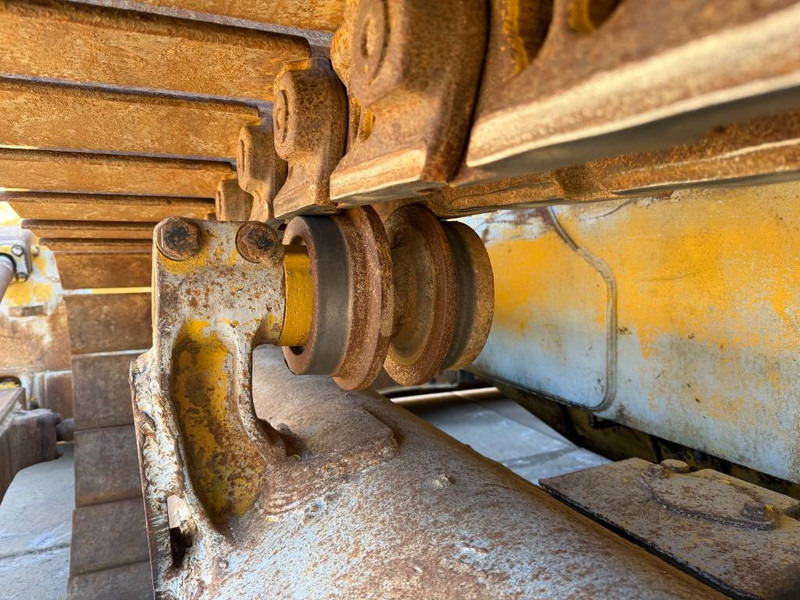 Булдозер Komatsu D85PX-15E0 - Top Condition / Airco: снимка 16