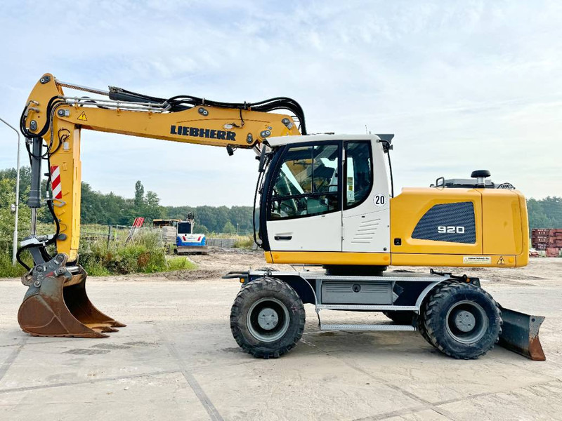 Liebherr A920 EW Litronic - Likufix - Колесен багер: снимка 1 Liebherr A920 EW Litronic - Likufix - Колесен багер: снимка 1