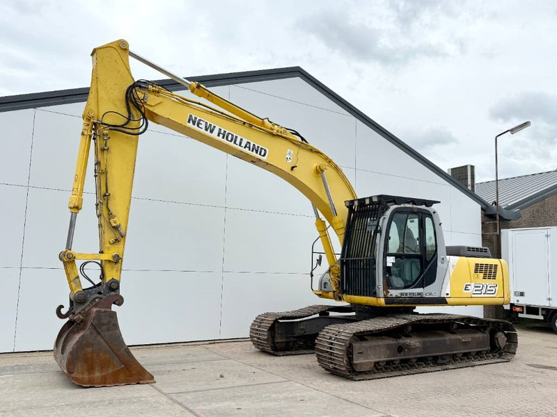 New Holland E215LC - German Machine / Hammer Lines - Верижен багер: снимка 2 New Holland E215LC - German Machine / Hammer Lines - Верижен багер: снимка 2