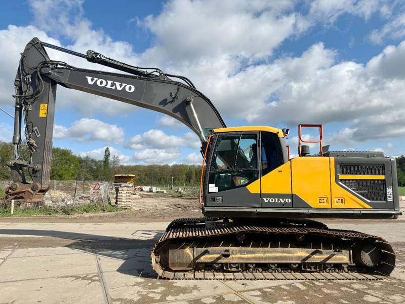 Volvo EC250EL - Dutch Machine / Quick Coupler - Верижен багер: снимка 1 Volvo EC250EL - Dutch Machine / Quick Coupler - Верижен багер: снимка 1