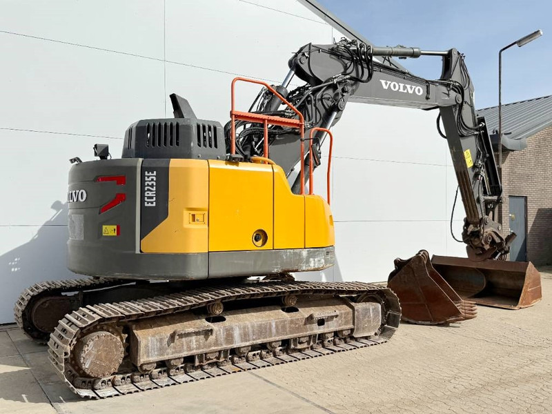 Volvo ECR235EL - Triple Boom / 2 Buckets Included - Верижен багер: снимка 5 Volvo ECR235EL - Triple Boom / 2 Buckets Included - Верижен багер: снимка 5