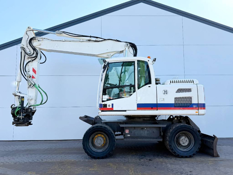 Volvo EW160D - Tiltrotator / Triple Boom / Auto Lube - Колесен багер: снимка 1 Volvo EW160D - Tiltrotator / Triple Boom / Auto Lube - Колесен багер: снимка 1