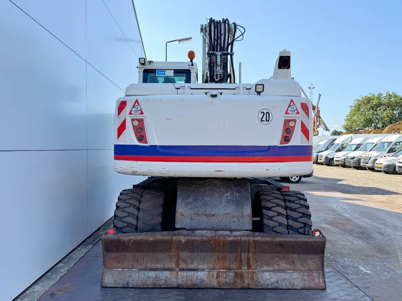 Volvo EW160D - Tiltrotator / Triple Boom / Auto Lube - Колесен багер: снимка 4 Volvo EW160D - Tiltrotator / Triple Boom / Auto Lube - Колесен багер: снимка 4